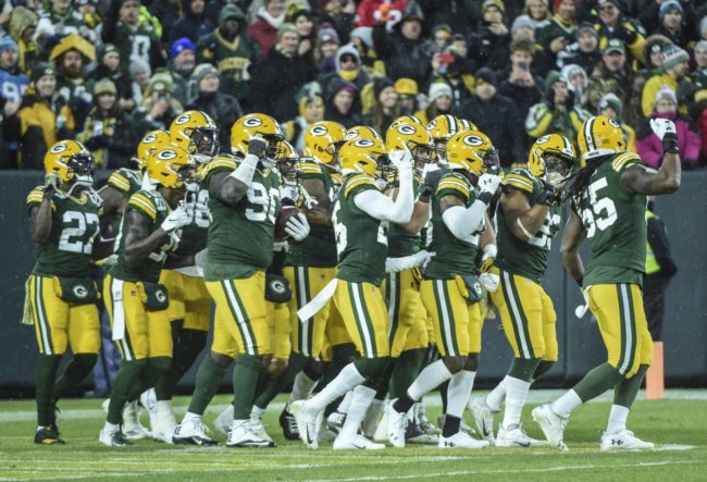 Packers defense celebrates turnover against Panthers