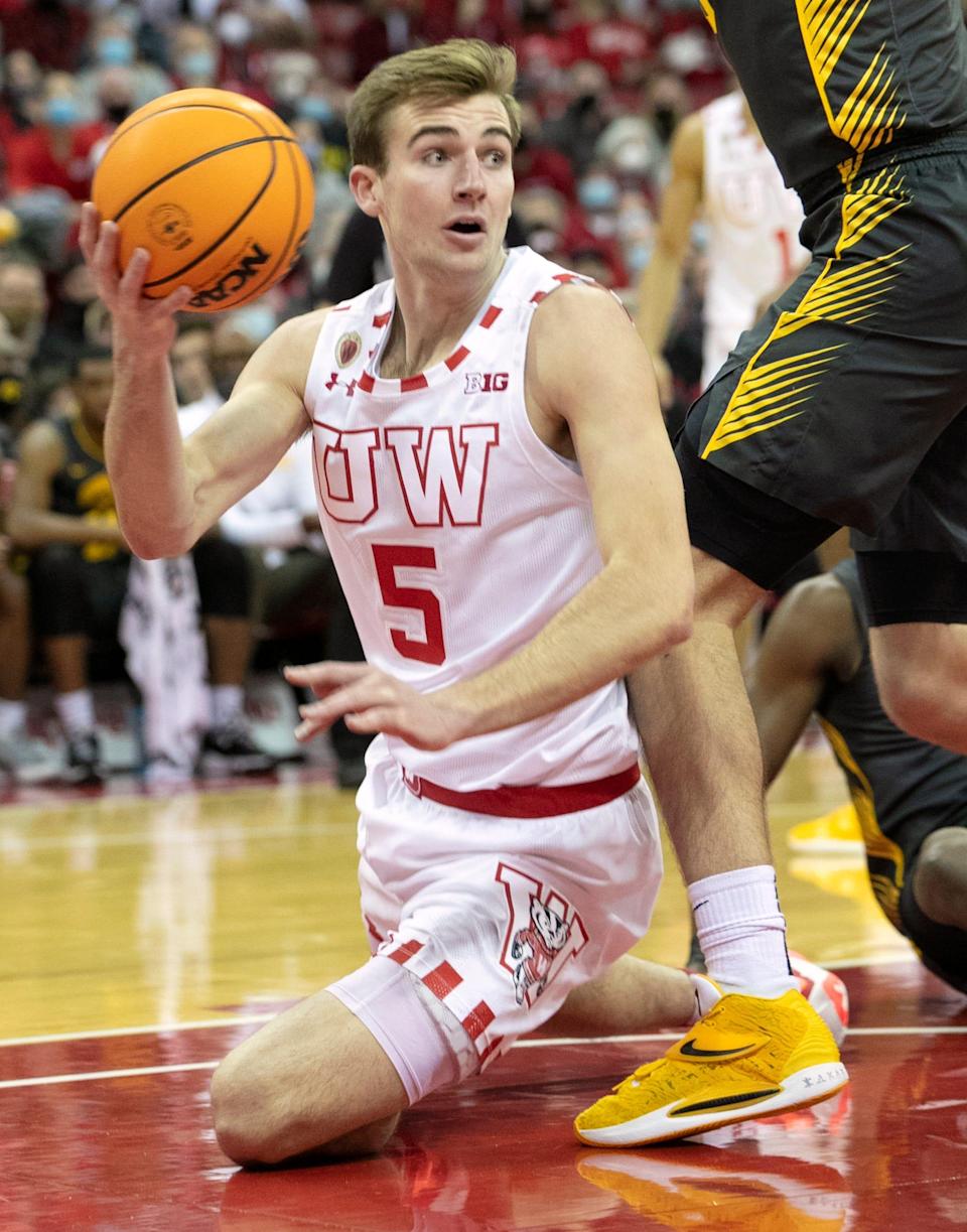 Tyler Wahl, shown in a game last season, led Wisconsin with 12 points Friday vs. Lyon Towers in France.