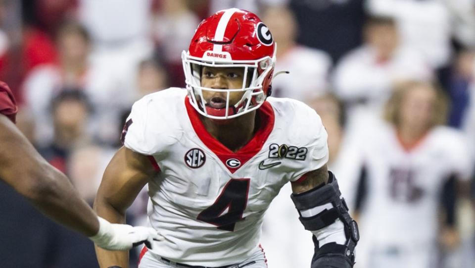 Jan 10, 2022; Indianapolis, IN, USA; Georgia Bulldogs linebacker Nolan Smith (4) against the Alabama Crimson Tide in the 2022 CFP college football national championship game at Lucas Oil Stadium.